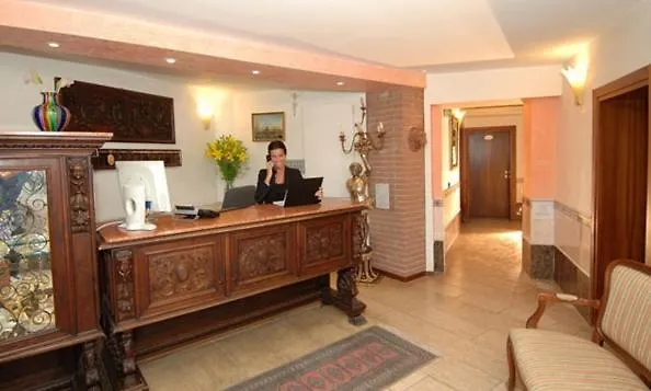 Hotel Ca' Dei Leoni Venezia 3*,  Italia